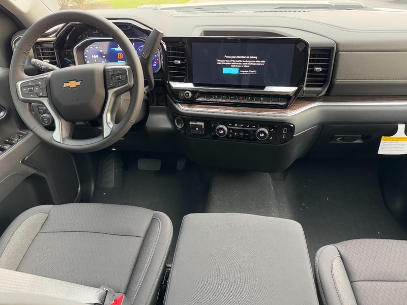 Chevrolet Silverado 2500HD Vehicle Image 06