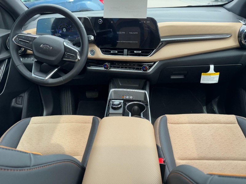 Chevrolet Equinox Vehicle Image 06
