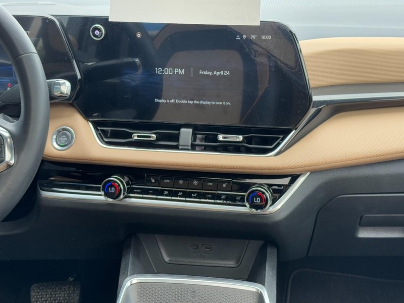 Chevrolet Equinox Vehicle Image 08