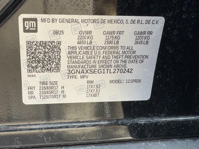 Chevrolet Equinox Vehicle Image 16
