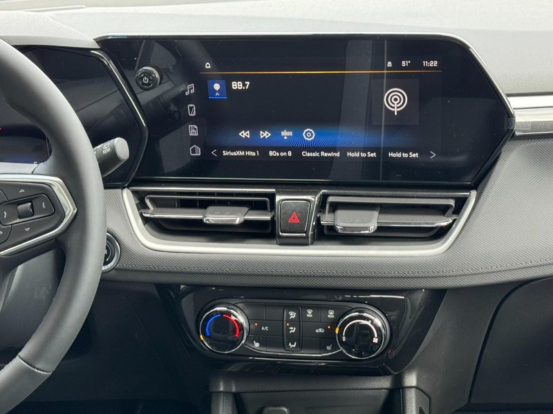 Chevrolet TrailBlazer Vehicle Image 08