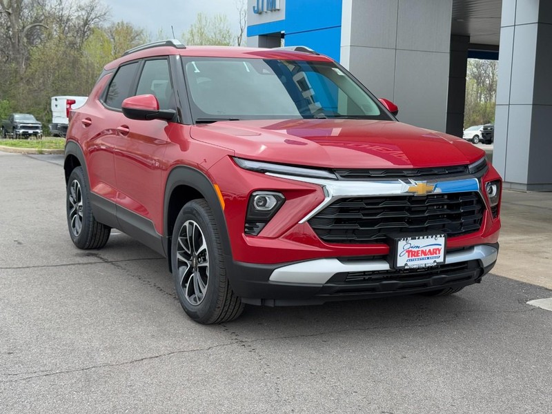 Chevrolet TrailBlazer Vehicle Image 02