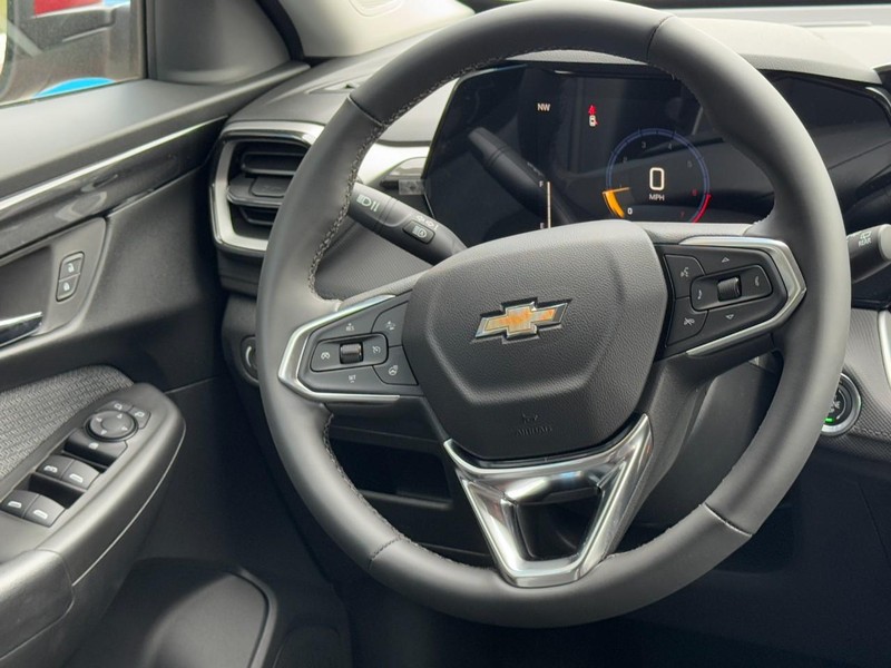 Chevrolet TrailBlazer Vehicle Image 07