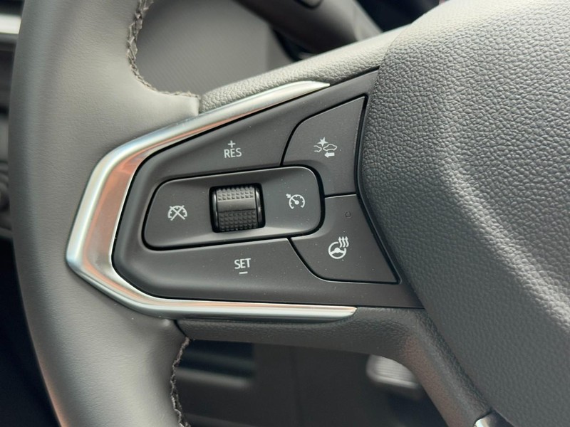 Chevrolet TrailBlazer Vehicle Image 10