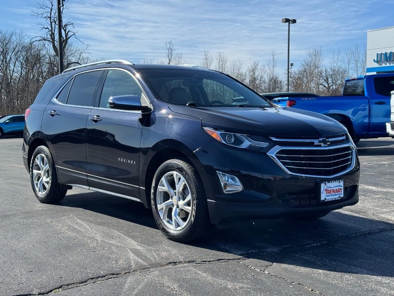 Chevrolet Equinox Vehicle Full-screen Gallery Image 02