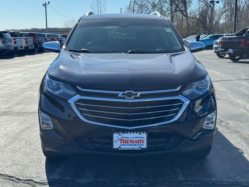 Chevrolet Equinox Vehicle Full-screen Gallery Image 09