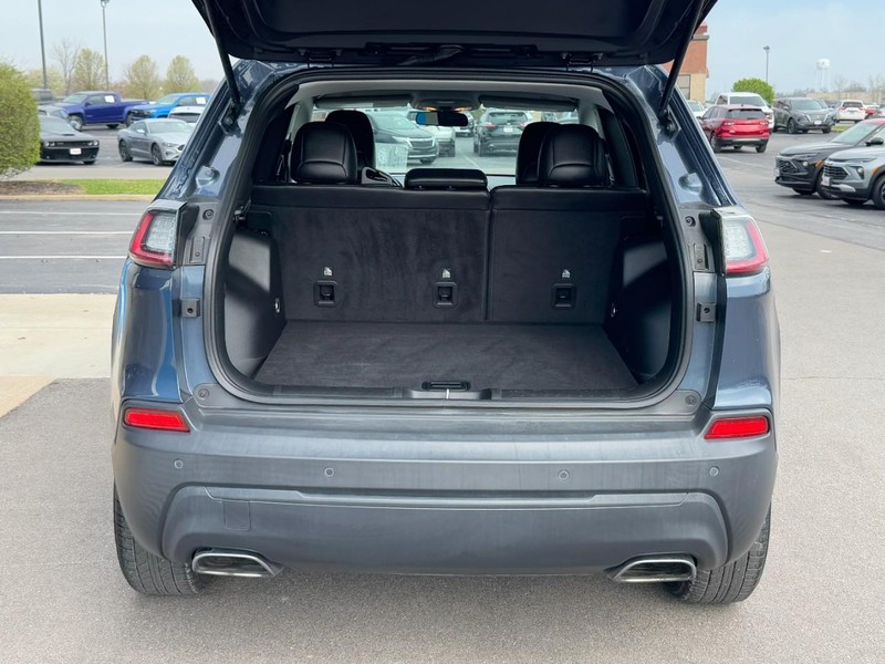 Jeep Cherokee Vehicle Image 05