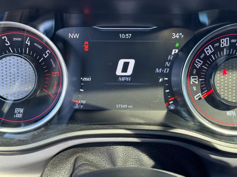 Dodge Challenger Vehicle Image 20