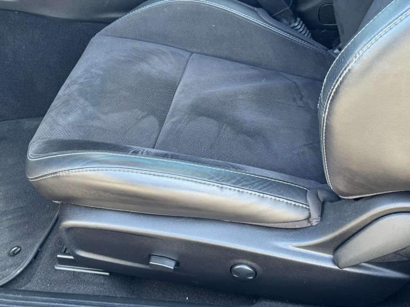 Dodge Challenger Vehicle Image 27