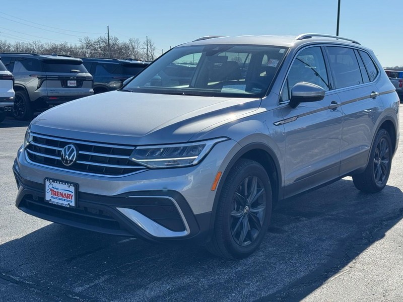 Volkswagen Tiguan Vehicle Image 08