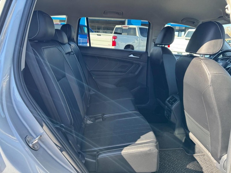 Volkswagen Tiguan Vehicle Image 10