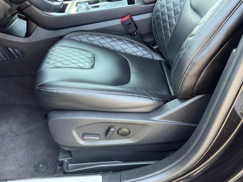 Ford Edge Vehicle Image 23