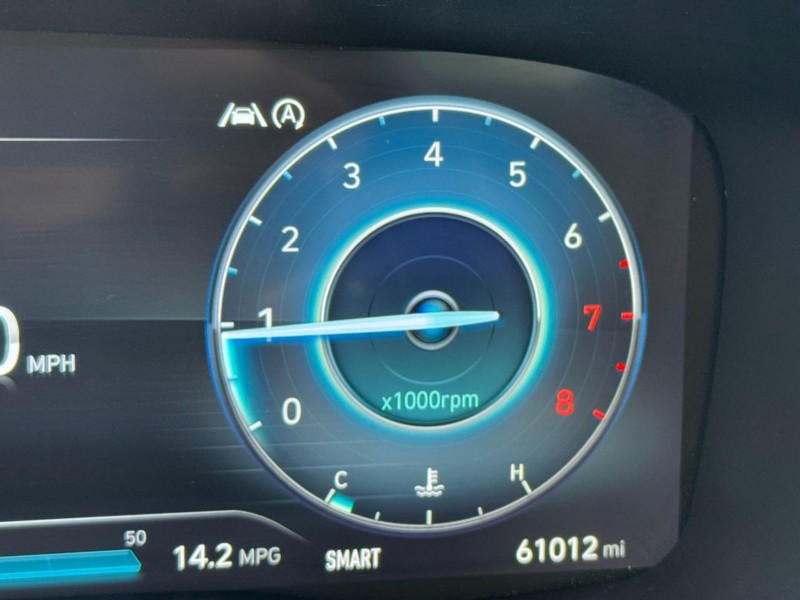 Hyundai Santa Fe Vehicle Image 18