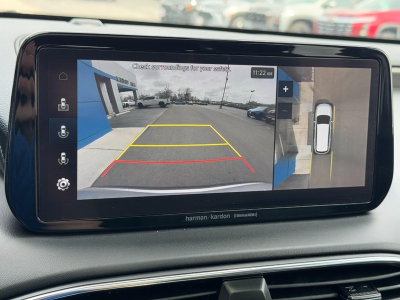 Hyundai Santa Fe Vehicle Image 21