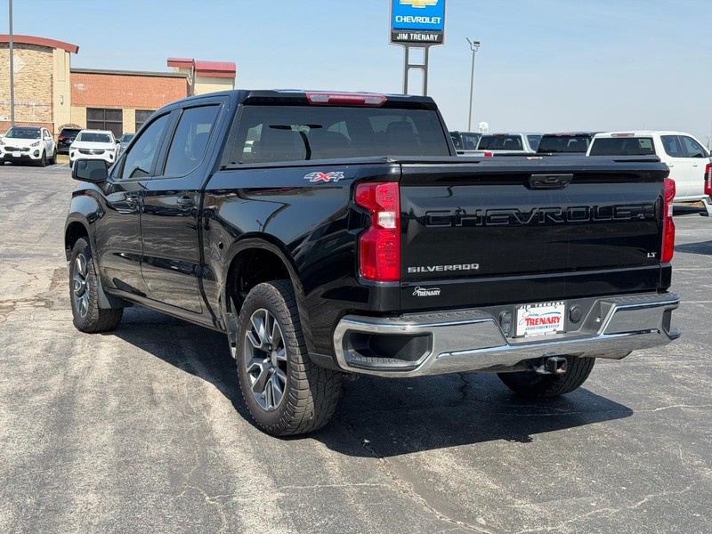 Chevrolet Silverado 1500 Vehicle Full-screen Gallery Image 06