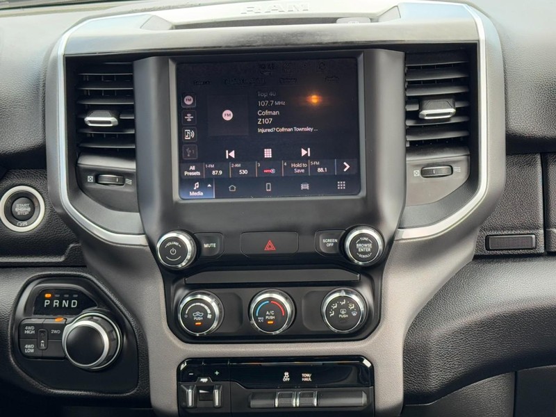 Ram 2500 Vehicle Image 13