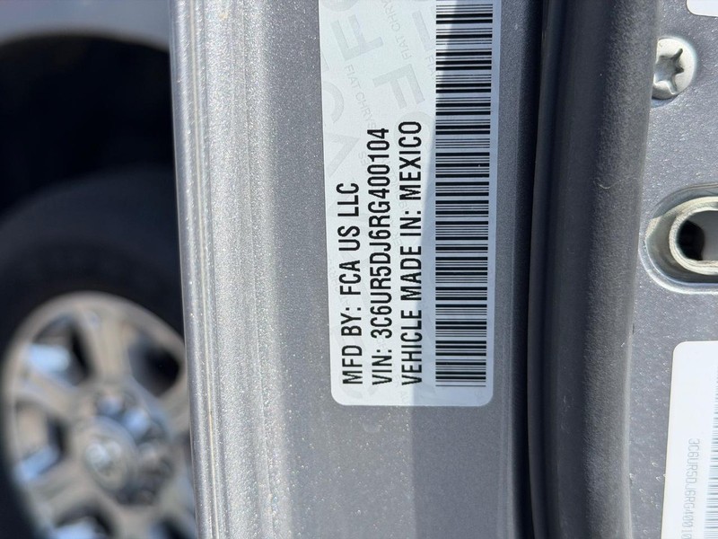 Ram 2500 Vehicle Image 24