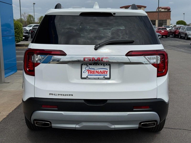 GMC Acadia Vehicle Image 04