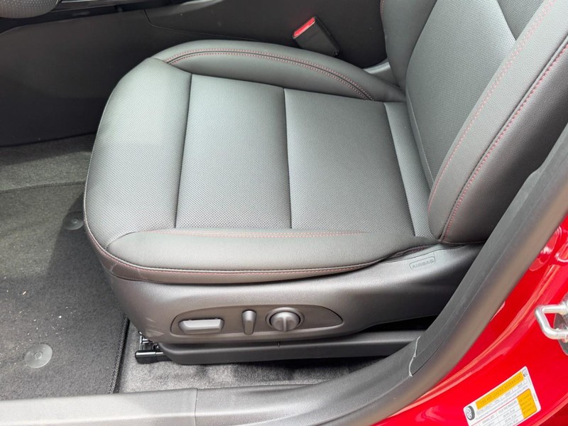 Chevrolet Trax Vehicle Image 15