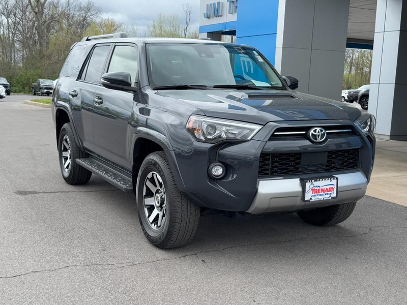 Toyota 4Runner Vehicle Image 02