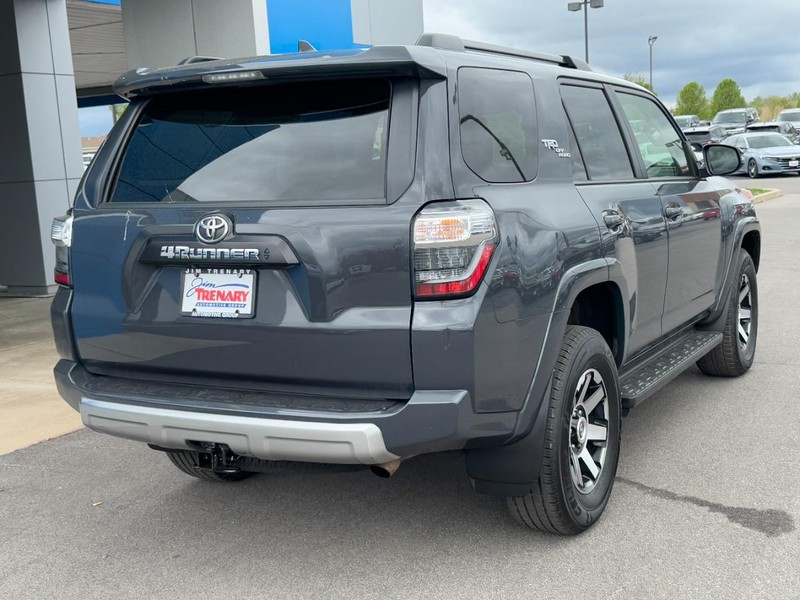 Toyota 4Runner Vehicle Image 03