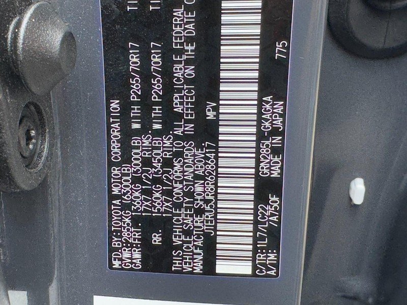 Toyota 4Runner Vehicle Image 24