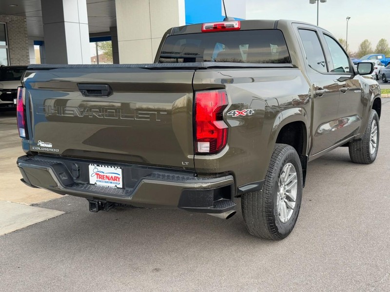 Chevrolet Colorado Vehicle Image 03