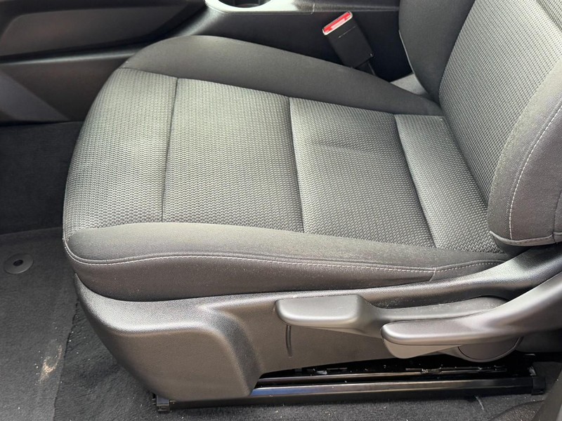 Chevrolet Colorado Vehicle Image 22