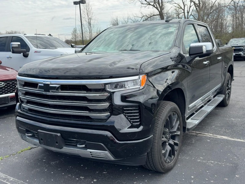 Chevrolet Silverado 1500 Vehicle Image 02