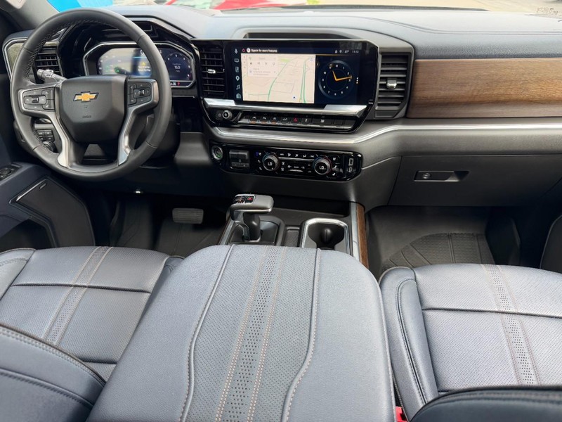 Chevrolet Silverado 1500 Vehicle Image 11