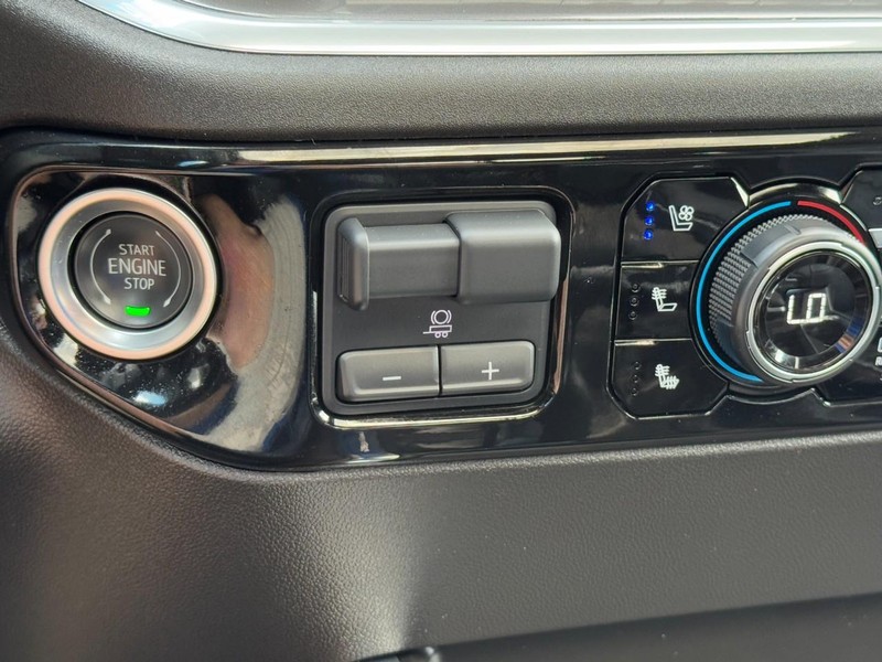 Chevrolet Silverado 1500 Vehicle Image 19