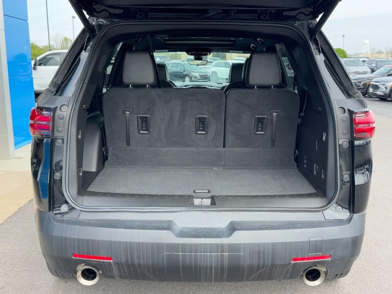 Chevrolet Traverse Vehicle Image 05
