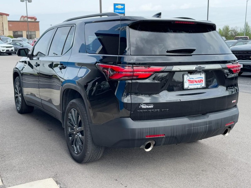 Chevrolet Traverse Vehicle Image 06