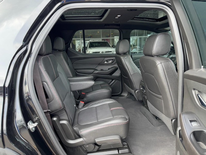 Chevrolet Traverse Vehicle Image 10