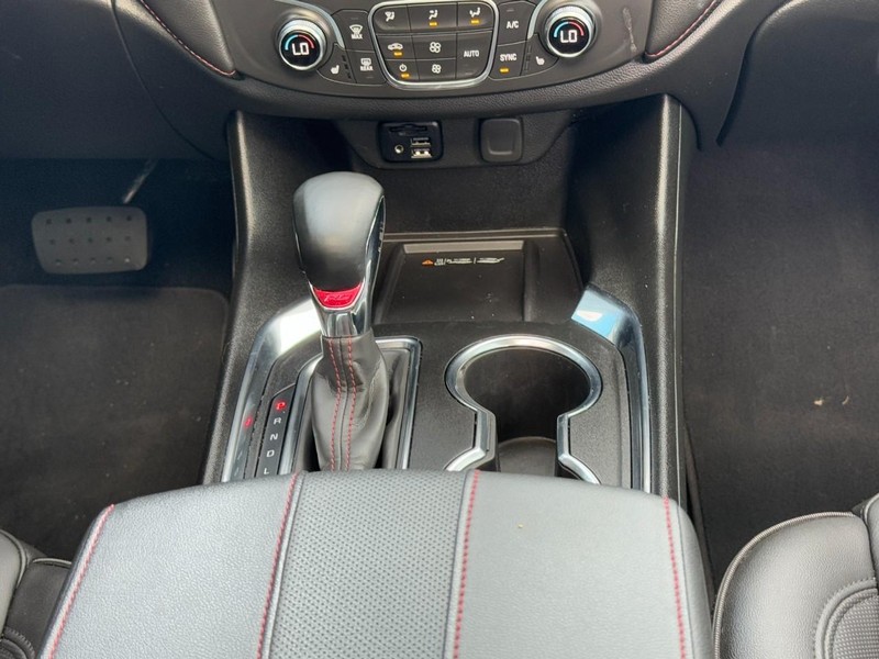 Chevrolet Traverse Vehicle Image 15