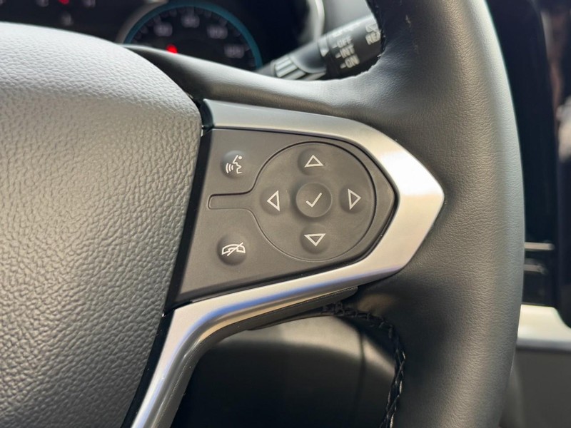 Chevrolet Traverse Vehicle Image 18