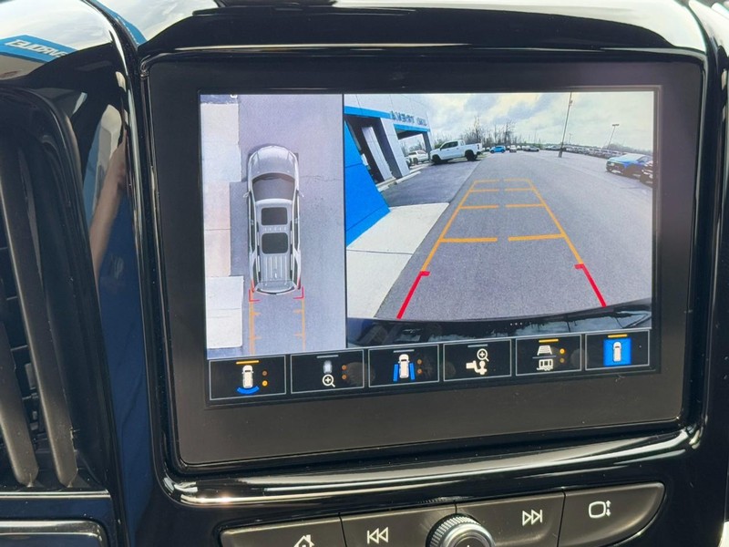 Chevrolet Traverse Vehicle Image 23