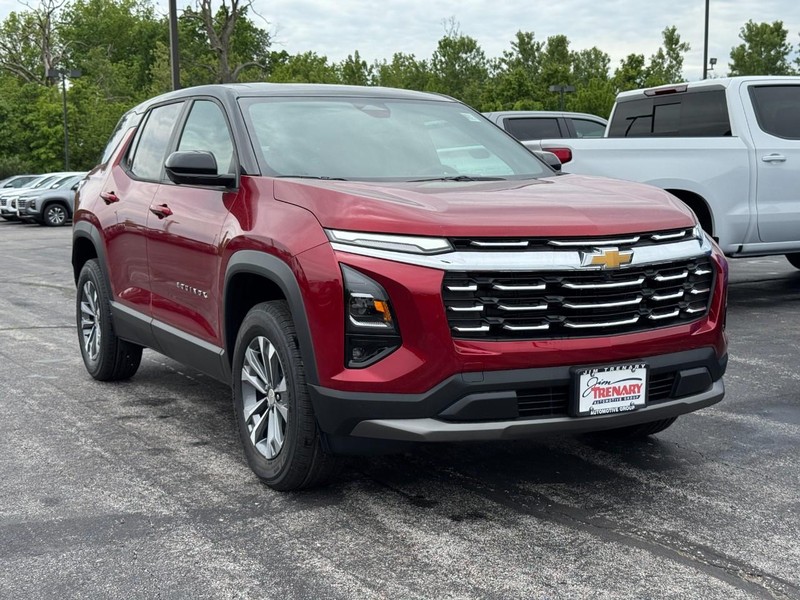 Chevrolet Equinox Vehicle Image 02