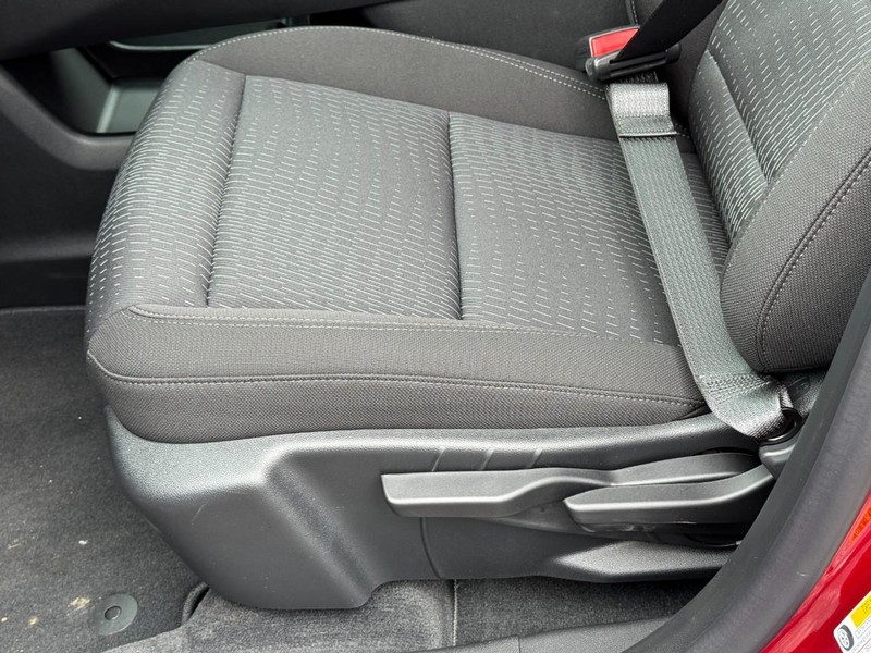 Chevrolet Equinox Vehicle Image 14