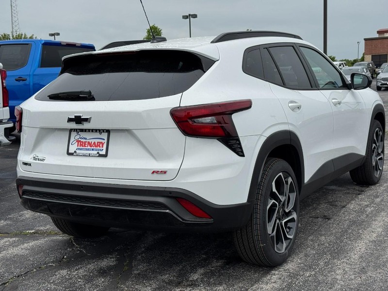 Chevrolet Trax Vehicle Image 03