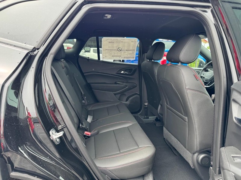 Chevrolet Trax Vehicle Image 05