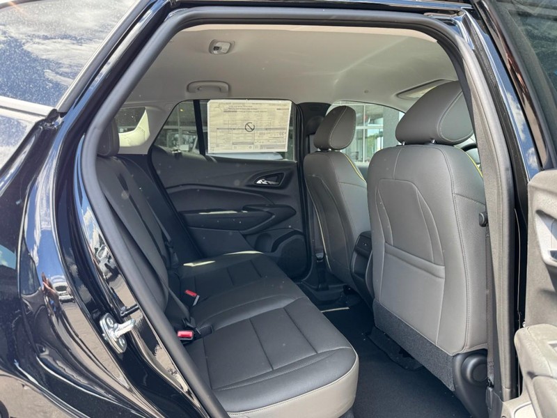 Chevrolet Trax Vehicle Image 05