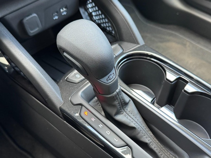 Chevrolet TrailBlazer Vehicle Image 12