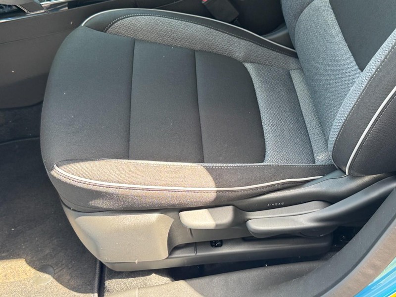 Chevrolet TrailBlazer Vehicle Image 14