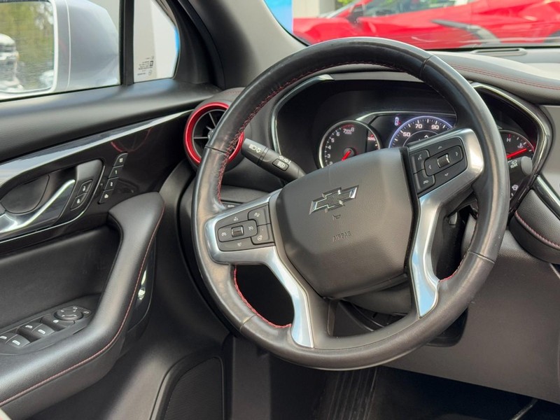 Chevrolet Blazer Vehicle Full-screen Gallery Image 13