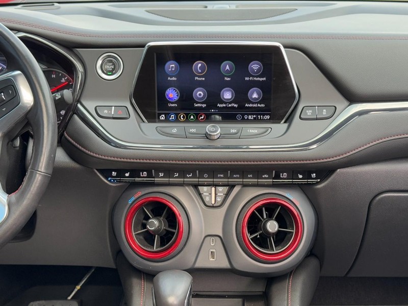 Chevrolet Blazer Vehicle Full-screen Gallery Image 14