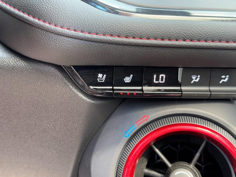 Chevrolet Blazer Vehicle Full-screen Gallery Image 22
