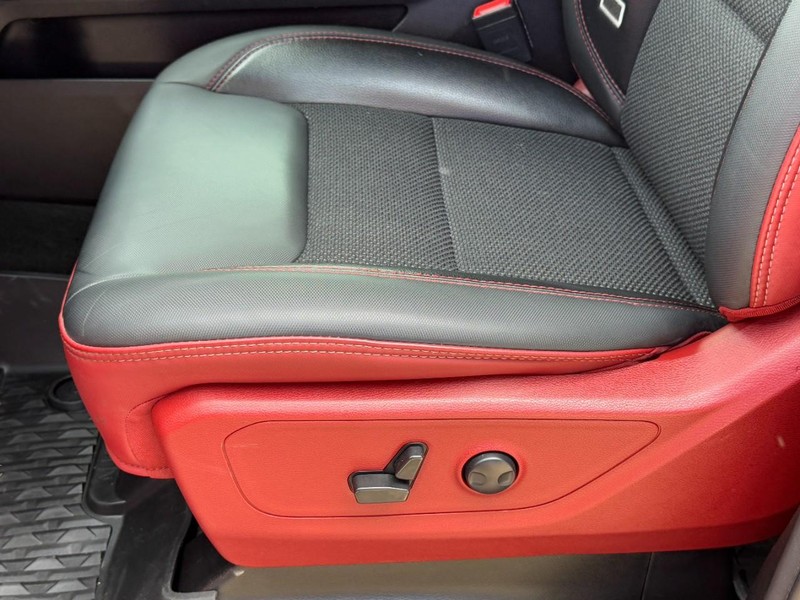 Ram 1500 Vehicle Image 24