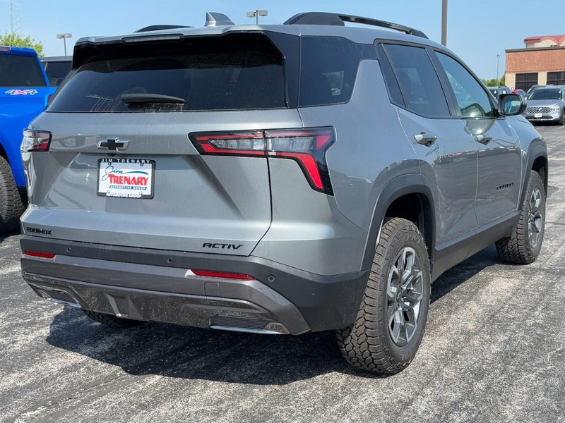 Chevrolet Equinox Vehicle Image 03