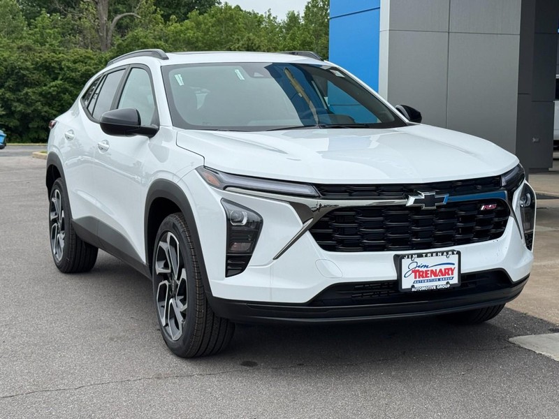 Chevrolet Trax Vehicle Image 02
